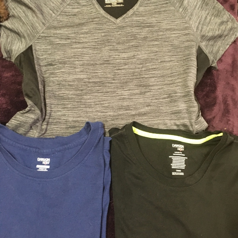 Athletic tops